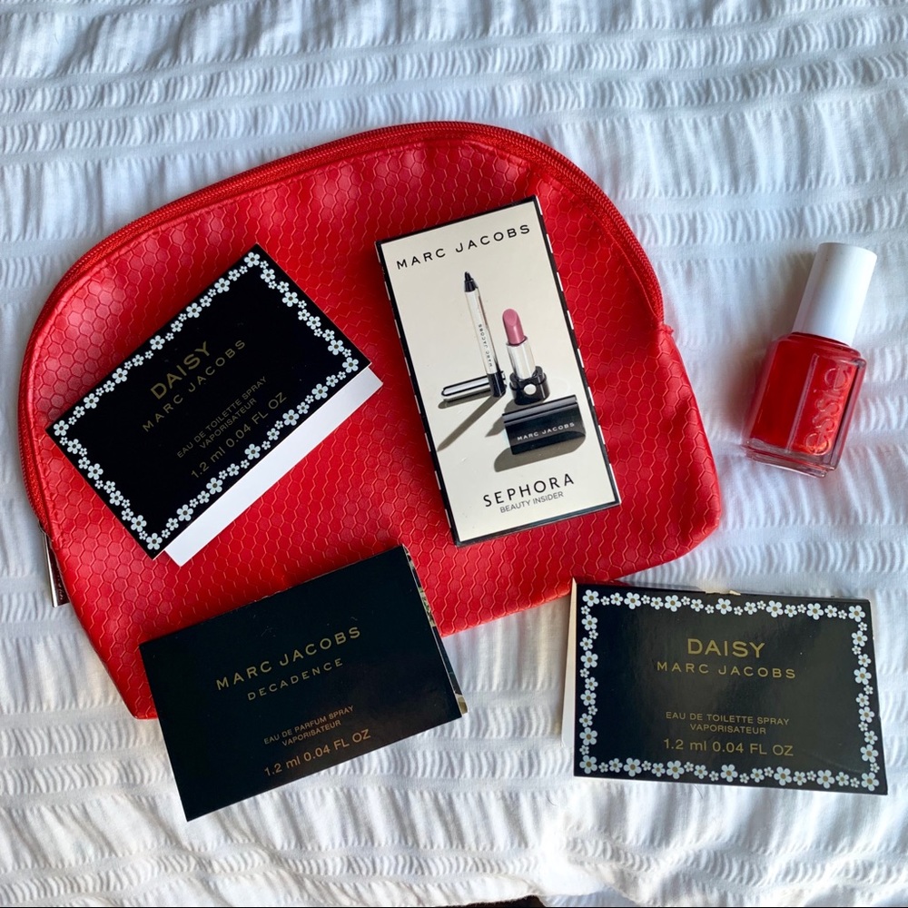 Marc Jacobs cosmetics bundle